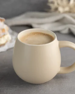 Sallys Belly Mug - handgemachte Tasse