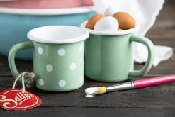 Sallys Emaille Tasse - pastell groß gepunktet