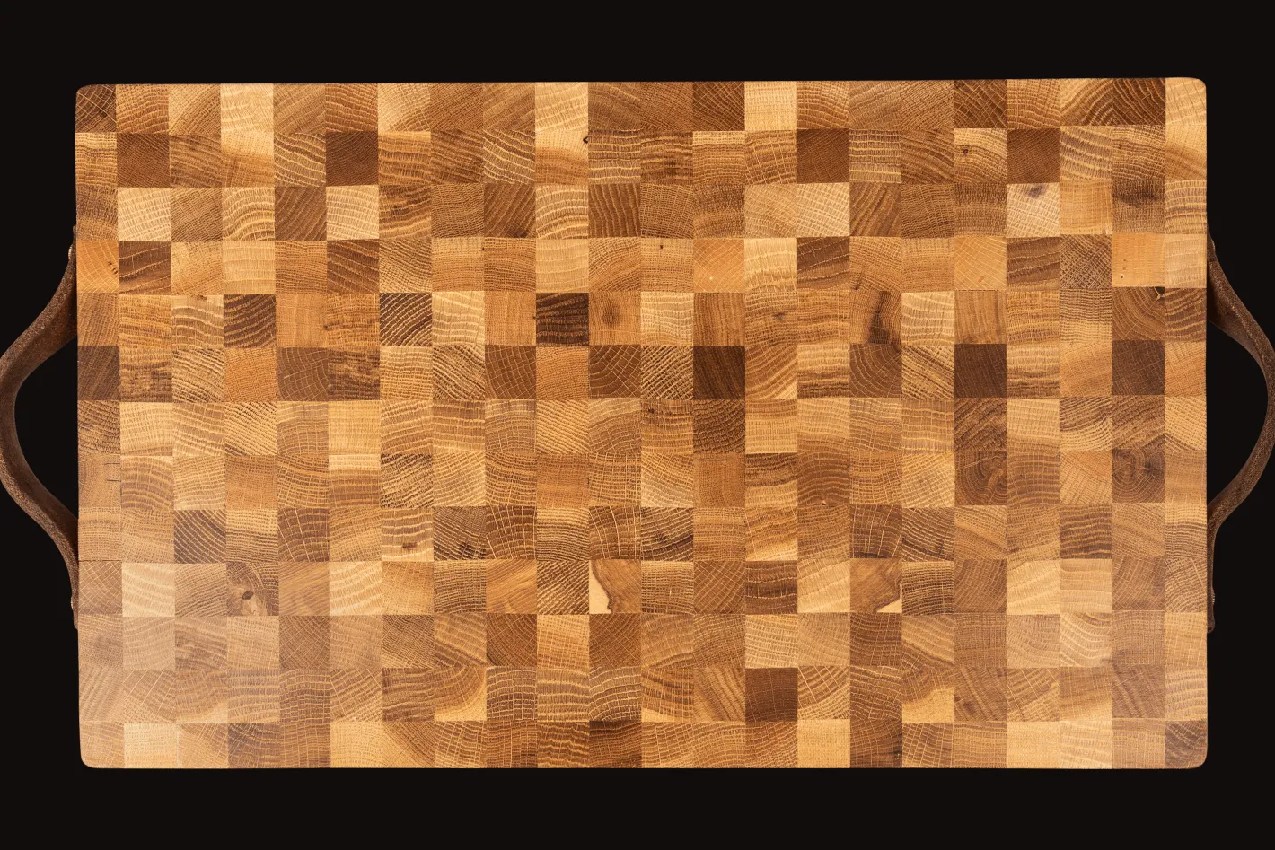 Sallys Hartblock Schneidebrett mit Büffelledergriff